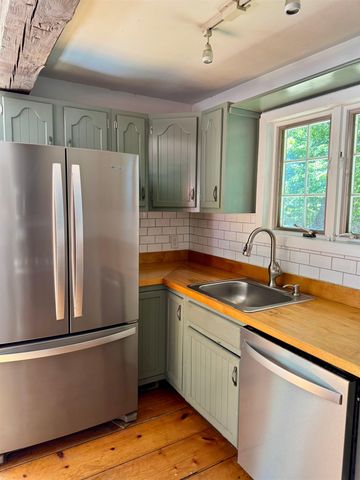 329 Dame Hill Road, Orford, NH 03777