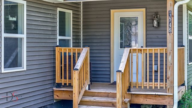 1845 LaSalle Street, Ottawa, IL 61350