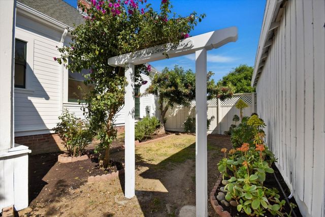 901 Sunnyvale Saratoga Road, Sunnyvale, CA 94087