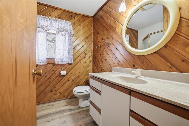 465 Dardis DRIVE, Burlington, WI 53105