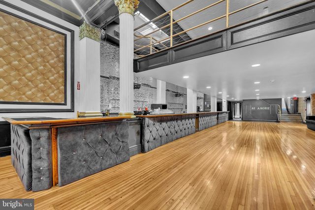 518 N CHARLES ST, Baltimore, MD 21201