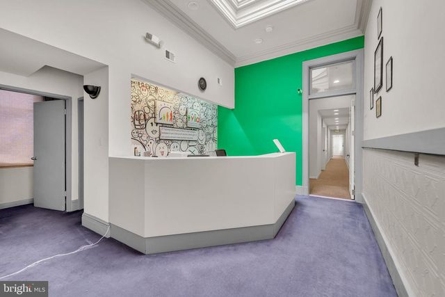 518 N CHARLES ST, Baltimore, MD 21201