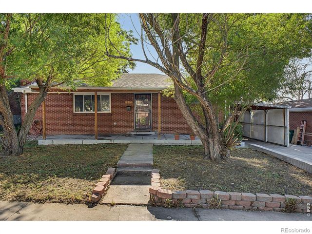 824 Xavier Street, Denver, CO 80204