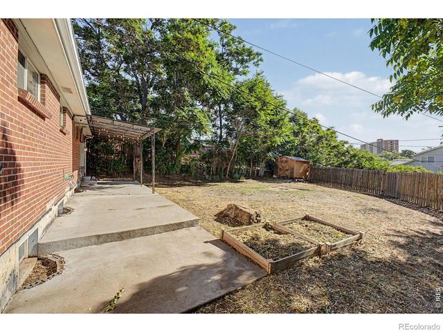 824 Xavier Street, Denver, CO 80204