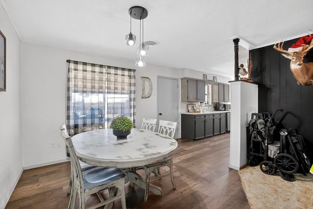 16064 N Sunflower Ave, Gardendale, TX 79758