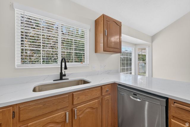 9871 S 4000 W, South Jordan, UT 84095