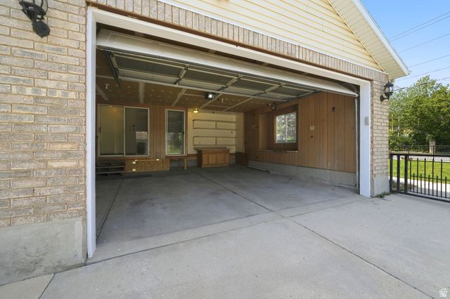 9871 S 4000 W, South Jordan, UT 84095