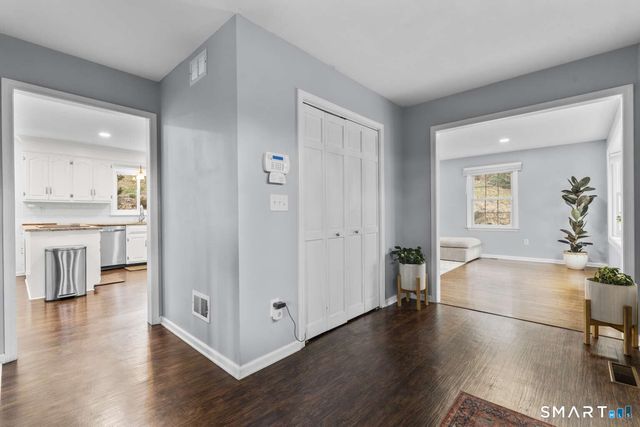 32 Macmath Drive, Trumbull, CT 06611