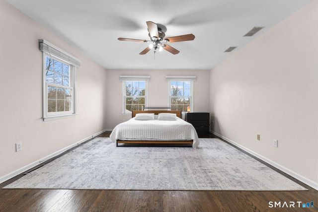 32 Macmath Drive, Trumbull, CT 06611