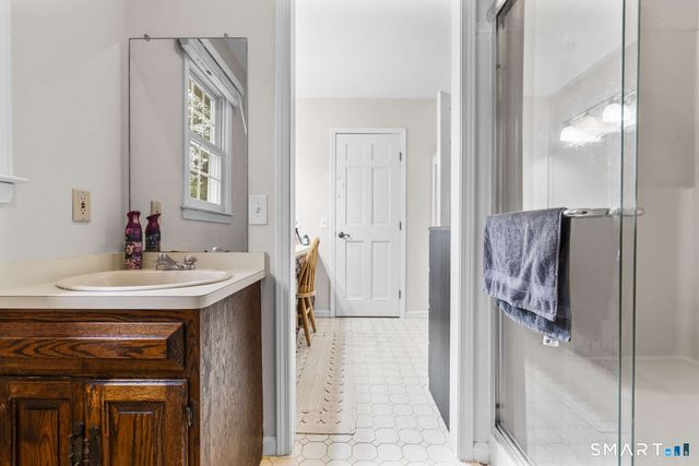 32 Macmath Drive, Trumbull, CT 06611