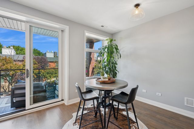 231 W Scott Street 2, Chicago, IL 60610