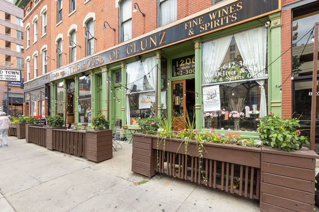 231 W Scott Street 2, Chicago, IL 60610