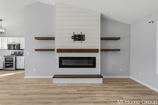 2458 Black Brook Drive, Zeeland, MI 49464