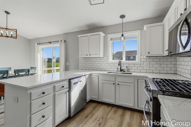2458 Black Brook Drive, Zeeland, MI 49464