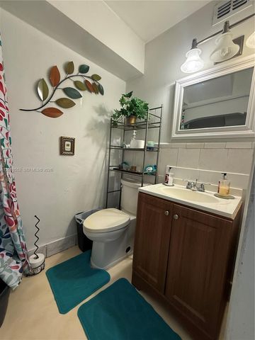 5231 NW 27th Street 8A, Lauderhill, FL 33313