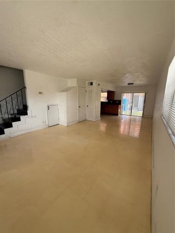 5231 NW 27th Street 8A, Lauderhill, FL 33313
