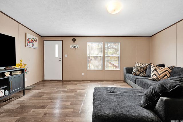 22915 Savannah Hts, Von Ormy, TX 78073