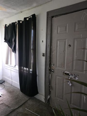 19133 Omira Street, Detroit, MI 48203