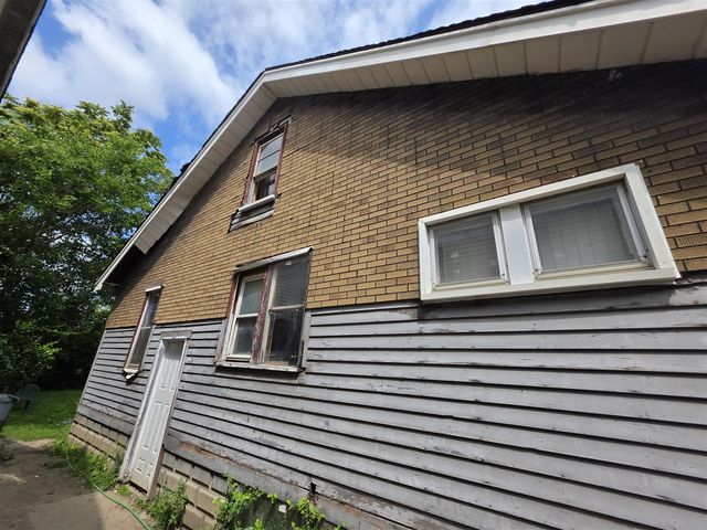 19133 Omira Street, Detroit, MI 48203