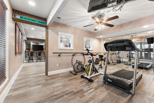 202 Oakridge Court, Valparaiso, IN 46385