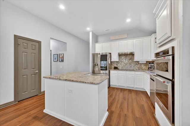 2728 Dunbar Drive, Mckinney, TX 75072