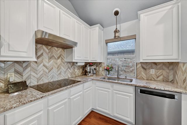 2728 Dunbar Drive, Mckinney, TX 75072