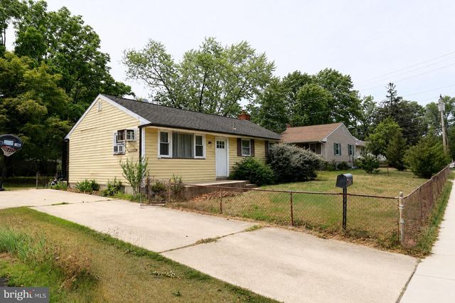 115 COUNTRY CLUB RD, Pine Hill, NJ 08021
