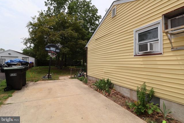 115 COUNTRY CLUB RD, Pine Hill, NJ 08021