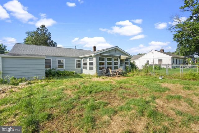 941 W MILL ST, Quakertown, PA 18951