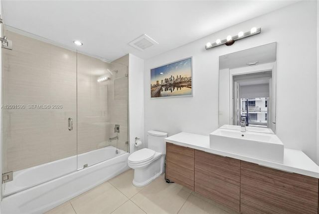 1010 SW 2nd Ave 1605, Miami, FL 33130