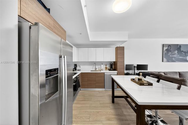 1010 SW 2nd Ave 1605, Miami, FL 33130