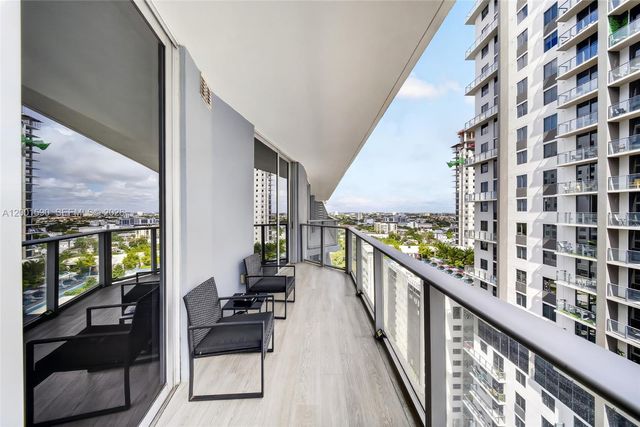 1010 SW 2nd Ave 1605, Miami, FL 33130