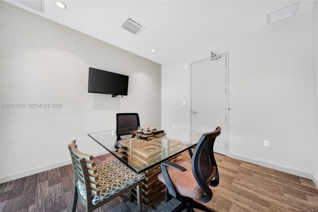 1010 SW 2nd Ave 1605, Miami, FL 33130