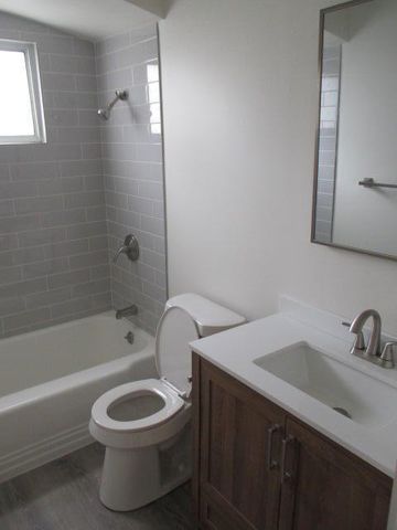 1425 Moran Avenue, Lincoln Park, MI 48146