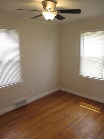 1425 Moran Avenue, Lincoln Park, MI 48146