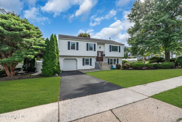 2 Colony Court, Hazlet, NJ 07730