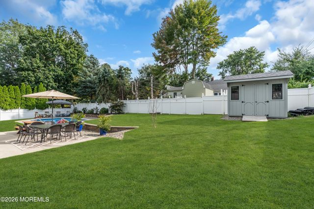 2 Colony Court, Hazlet, NJ 07730