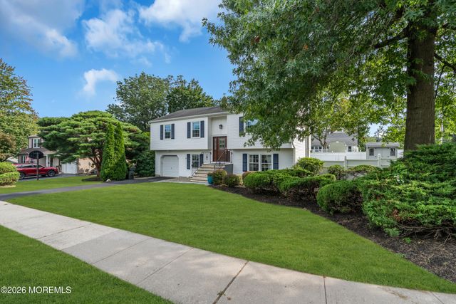 2 Colony Court, Hazlet, NJ 07730