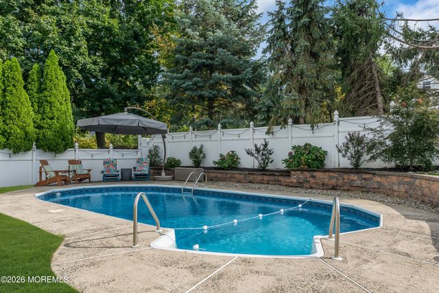 2 Colony Court, Hazlet, NJ 07730