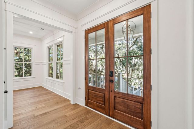 1574 Headquarters Plantation Drive, Johns Island, SC 29455