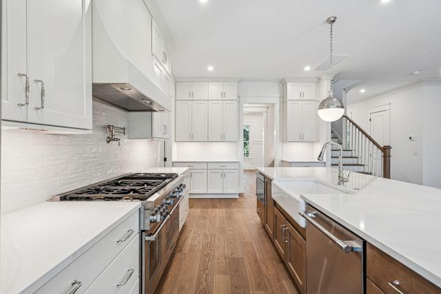 1574 Headquarters Plantation Drive, Johns Island, SC 29455