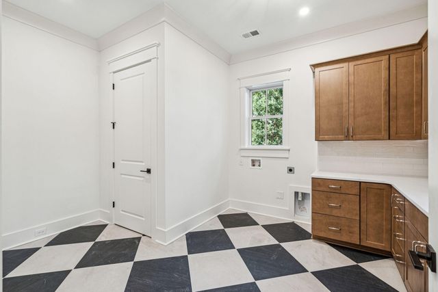 1574 Headquarters Plantation Drive, Johns Island, SC 29455