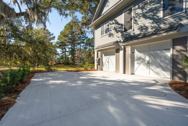 1574 Headquarters Plantation Drive, Johns Island, SC 29455
