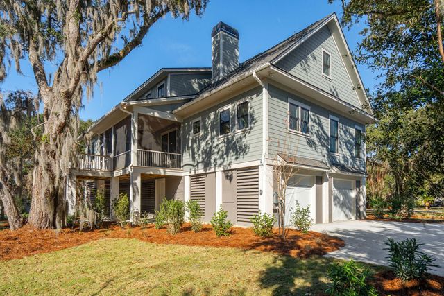 1574 Headquarters Plantation Drive, Johns Island, SC 29455
