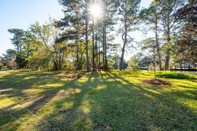 1574 Headquarters Plantation Drive, Johns Island, SC 29455