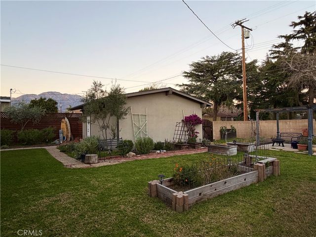 636 N Palm Avenue, Upland, CA 91786