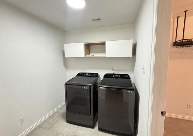 8506 Londonderry Lane, Dallas, TX 75228