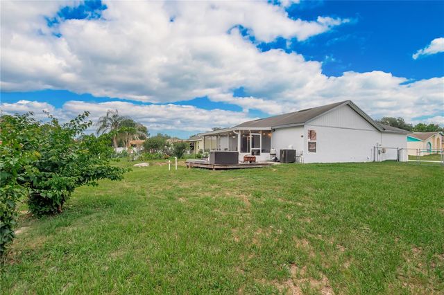 7160 PEBBLE PASS LOOP, Lakeland, FL 33810