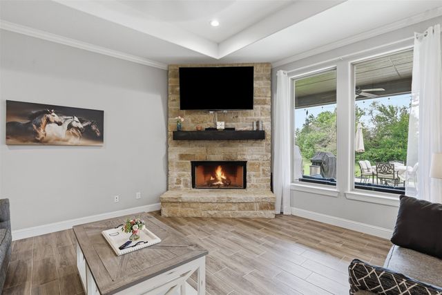 915 Taylor Branch, Springtown, TX 76082