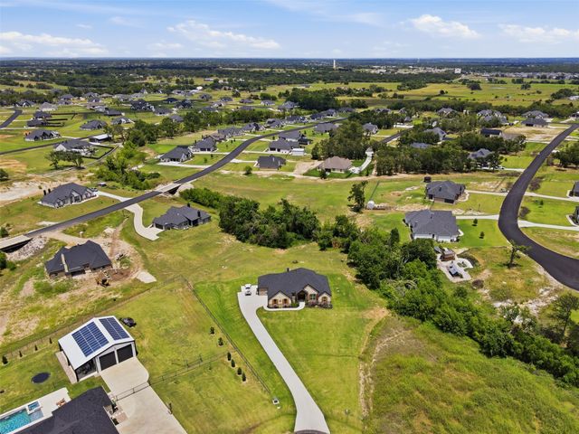 915 Taylor Branch, Springtown, TX 76082